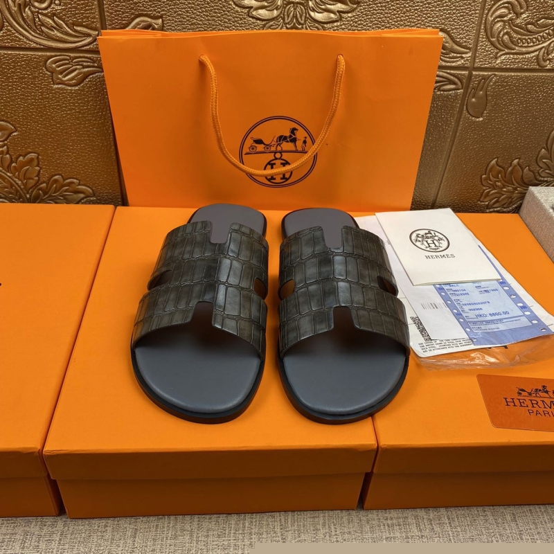 H**mes slippers